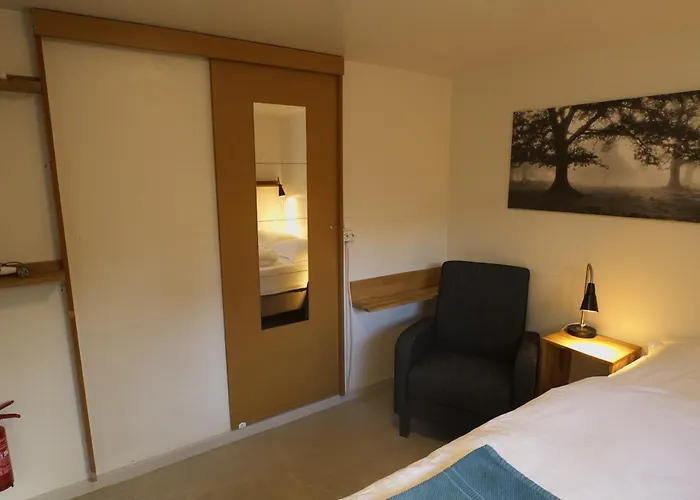 Main Street X-Small, Ensuite Bathroom And Own Kitchen